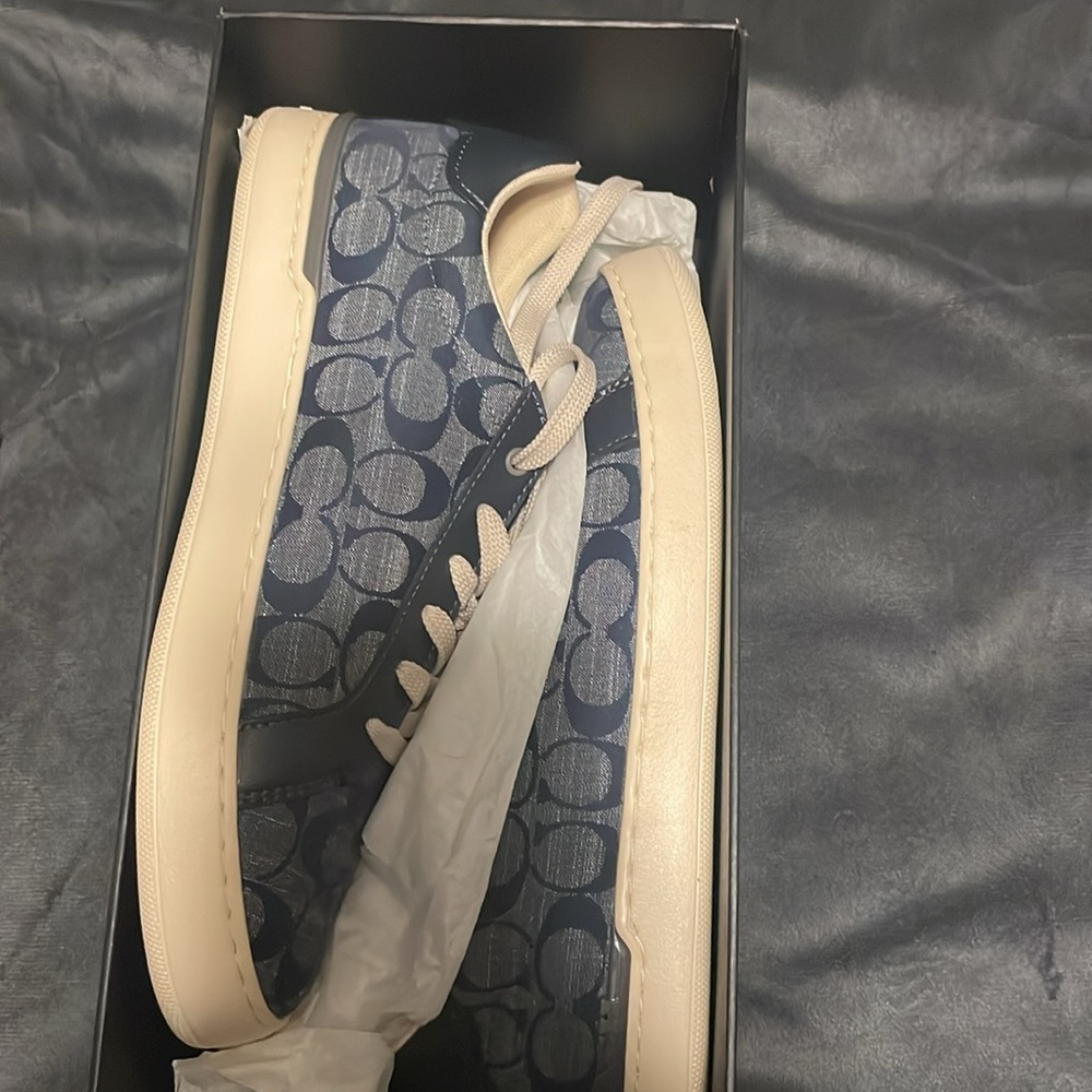 Coach unisex gym shoes - Picture 2 of 5